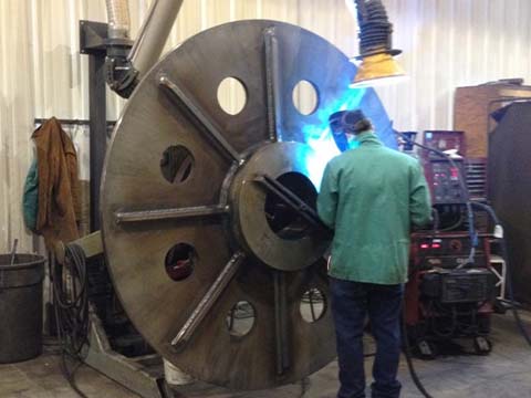 vas-welding002a Welding - MVI Mid Valley Industries